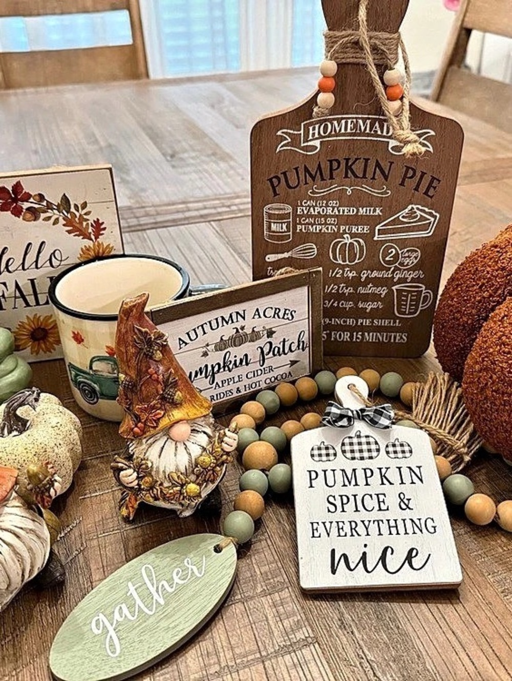 Fall Pumpkin Decor Set in Orange & Green Like New
